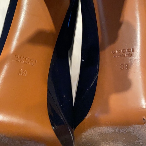 Gucci Navy Lisbeth Patent Peep Toe Platform Heels. Size 39/9 - Picture 4 of 5